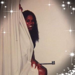 Meet your Posher, Renee